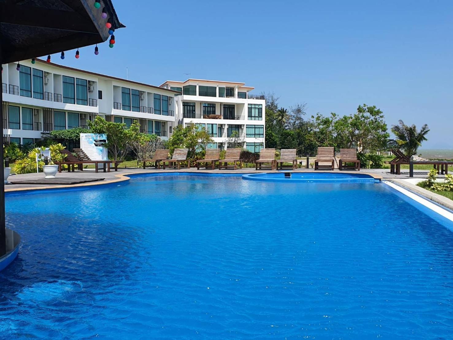 The Beach Resort & Residence - Sha Plus Pathiu Exterior foto